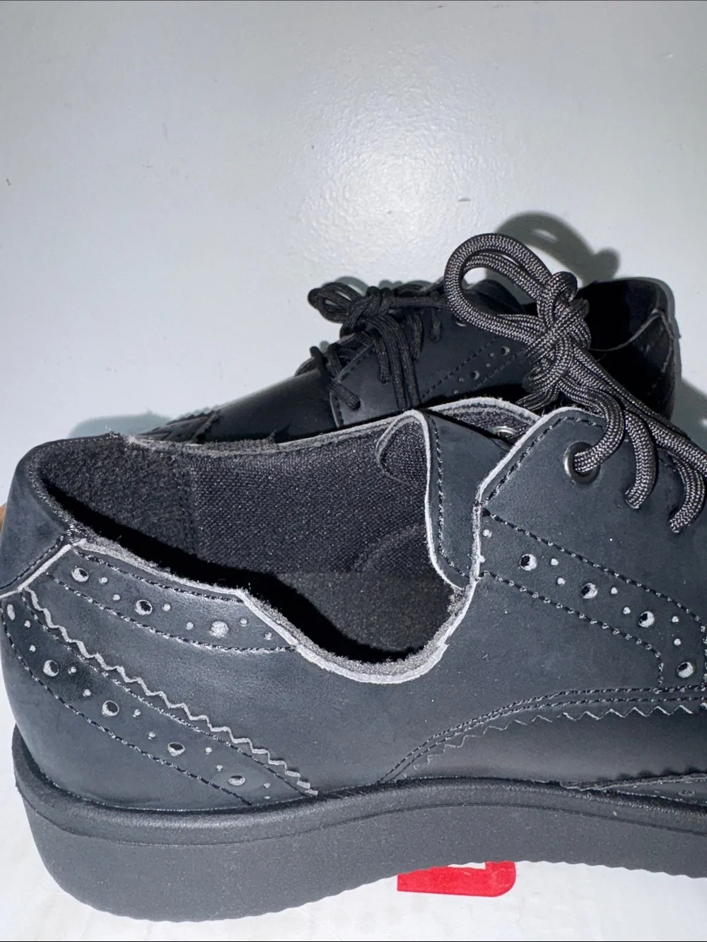 Black Men's Tredsafe shoes size 11